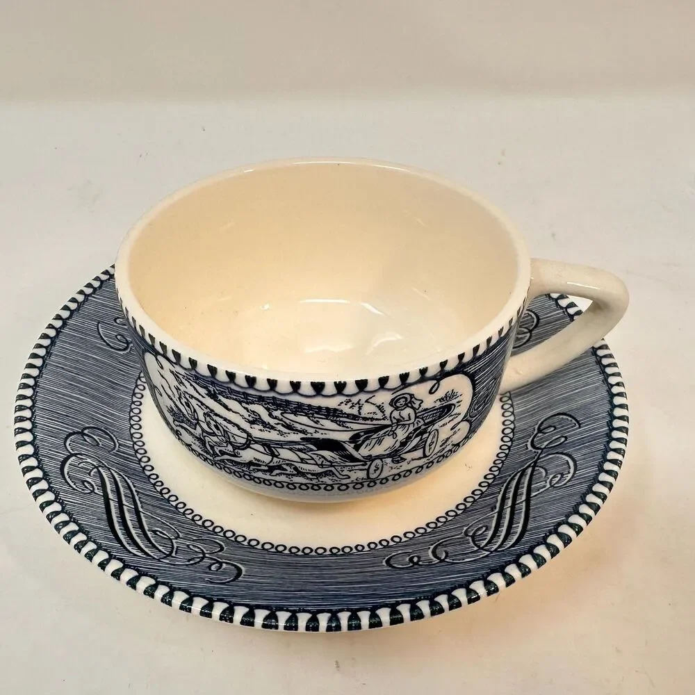Vintage Royal China Currier and Ives Blue Transferware 5 Piece Dinnerware Set